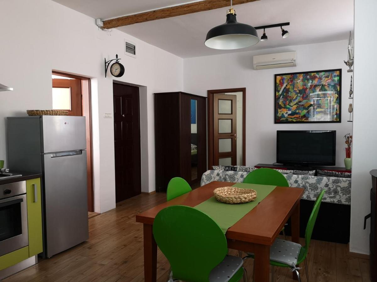 شقة Apartma Taperin بيران المظهر الخارجي الصورة