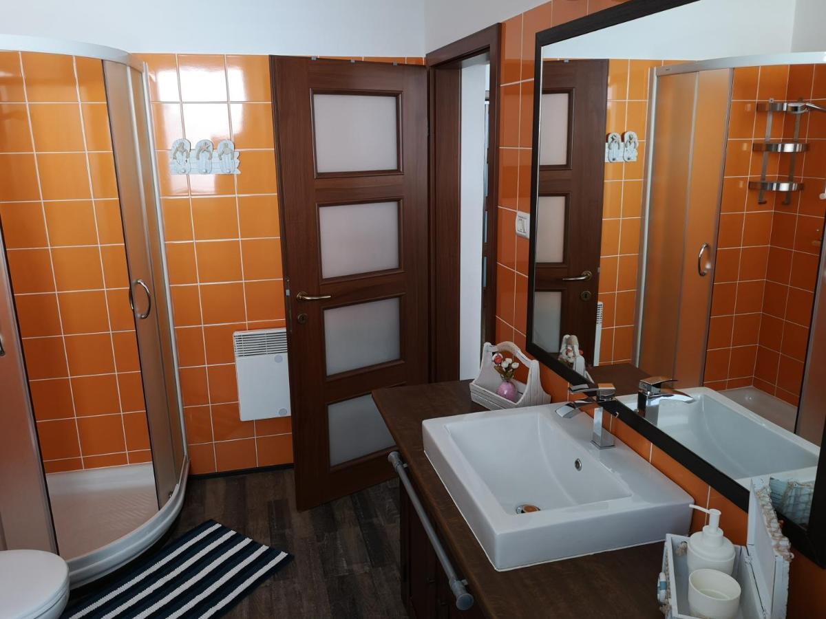 شقة Apartma Taperin بيران المظهر الخارجي الصورة